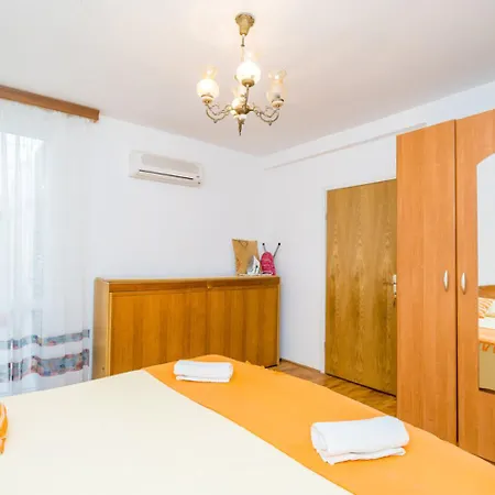 Apartment Zlatni Potok With Seaview *