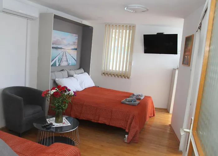 Zlatni Potok With Seaview Apartment *